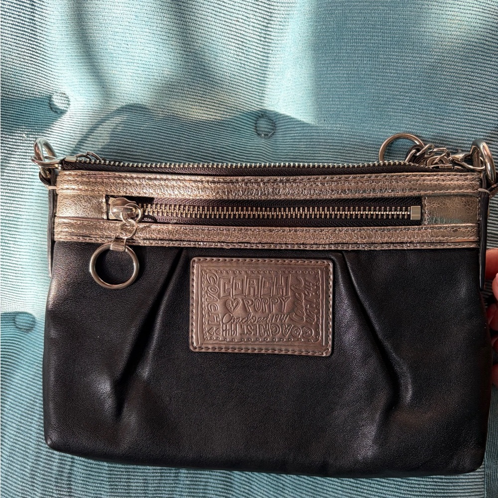 Coach Y2K Poppy Black Patent Leather Wristlet Crossbody Purse Chrome Silver